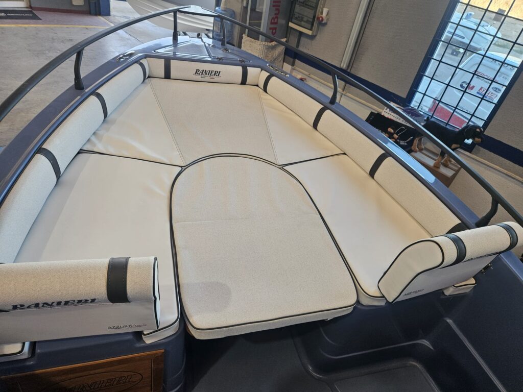 Ranieri Azzurra 40