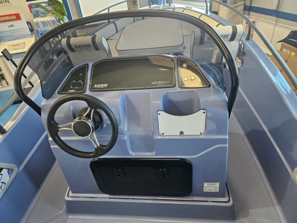 Ranieri Azzurra 40