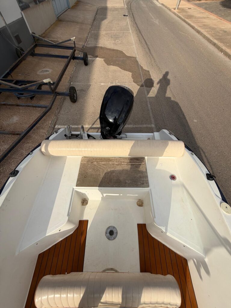 Aquamar 22 open